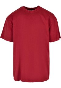 DISTRESSED - Lihtne T-särk - brickred