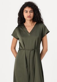VILA VIELLETTE V NECK DRESS - Kjole - khaki