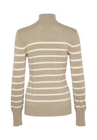 Beige turtleneck neule, jossa on valkoiset vaakasuorat raidat, pitkät hihat, ribbireunat ja helma. Pehmeä rakenne ja istuva malli.