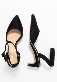 Clarks Pumps - black