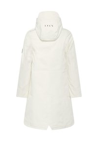 Biely, kapucňový kabát so rovnou siluetou a dlhými rukávmi. Obsahuje zadný rozparok a prešité detaily. Minimalistický dizajn s čistým vzhľadom.
