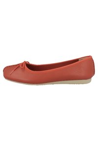 FRECKLE ICE - Ballerina's - grenadine