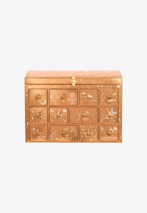 CHARLOTTE'S BEAUTY TREASURE CHEST - Advent calendar