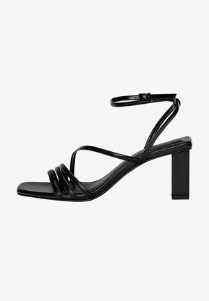 PULL&BEAR Sandales - black
