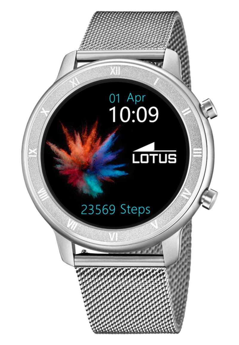 Orologio smart in argento con schermo touch rotondo che mostra un design colorato. Le caratteristiche includono numeri romani e un bracciale a rete. Mostra i passi e la data.