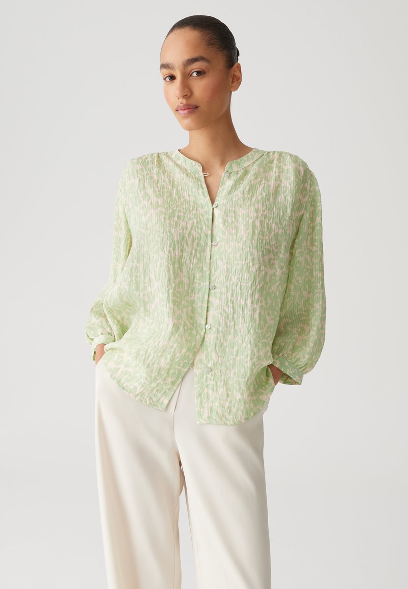 OPUS - REGULAR FIT 3/4 SLEEVE TWO TONE - Button-down blouse - green glow, Enlarge