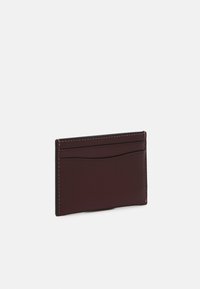 COACH ESSENTIAL CARD CASE - Piniginė - wine