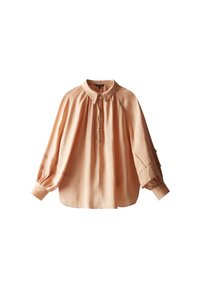 Blouse couleur pêche en tissu léger, avec un col, une patte de boutonnage, et des manches longues volumineuses avec un détail froncé.