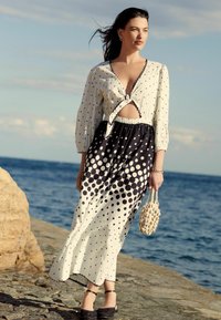 Next LONG SLEEVE REGULAR FIT - Maksikleit - white black