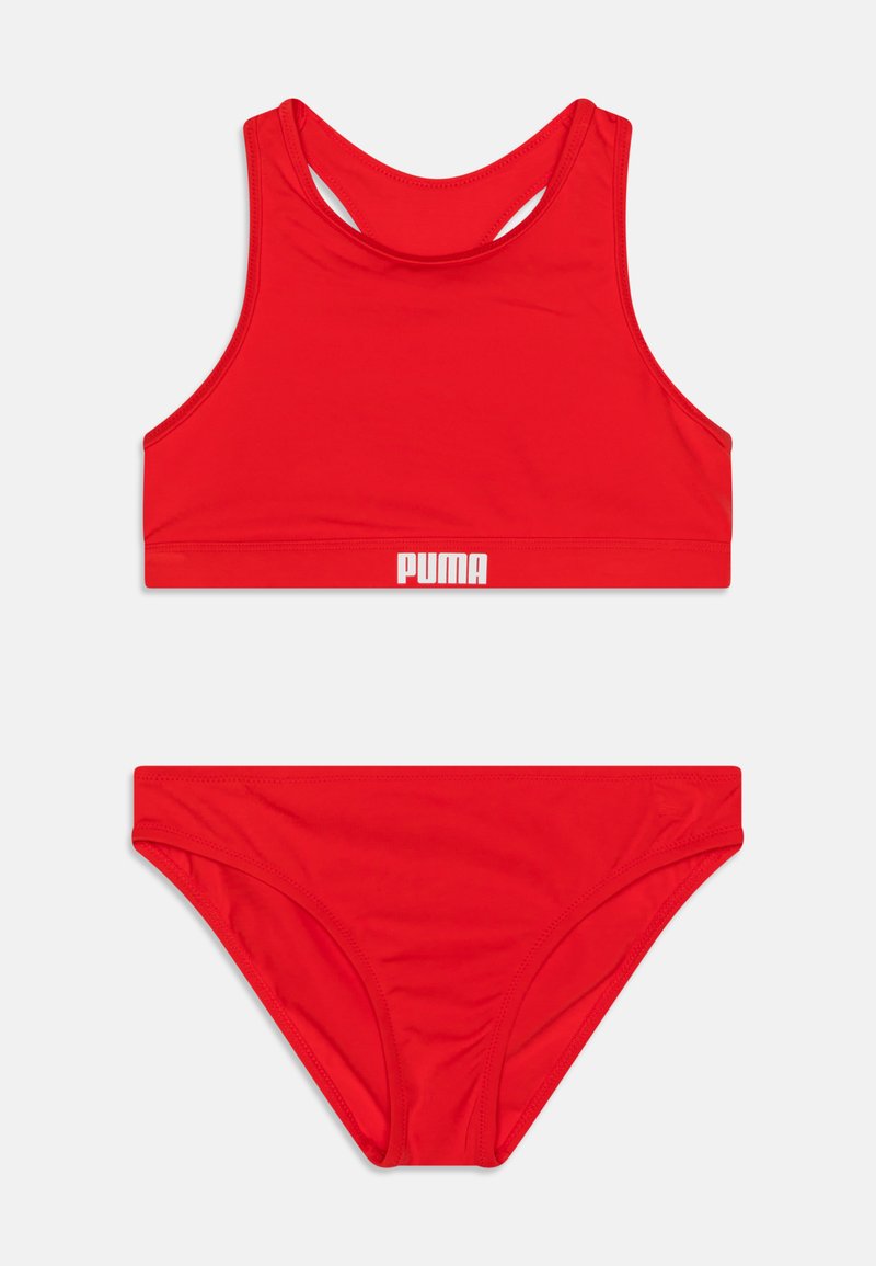 Set bikini rosso con top corto sportivo e slip a vita bassa. Realizzato in tessuto liscio, presenta il logo Puma in bianco sulla fascia superiore.