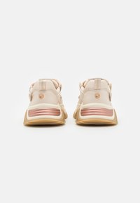 Steve Madden KINGDOM-E - Tenisky - cream/rose gold