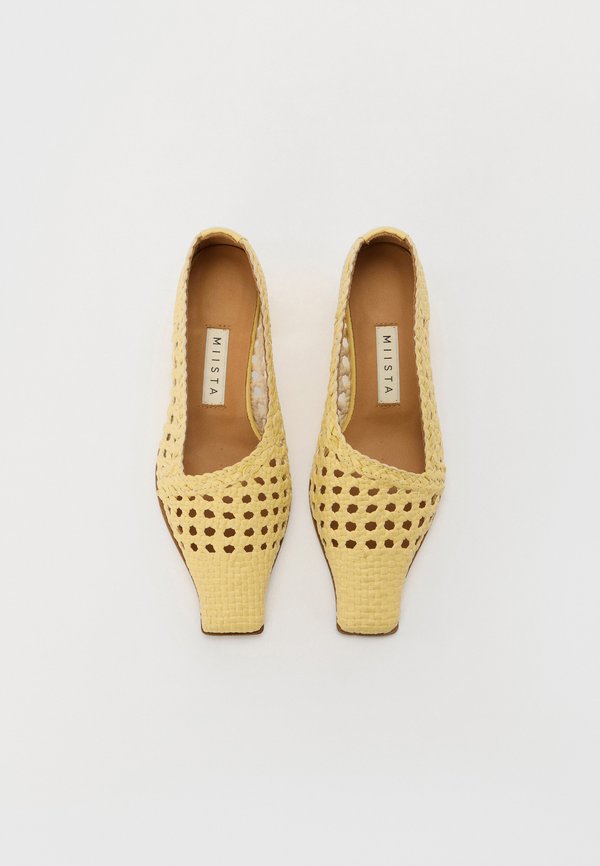 GISLA  - Classic heels - beige3