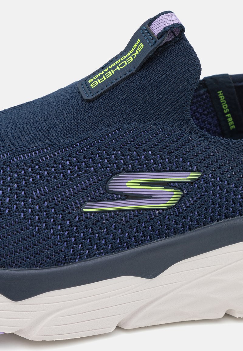 Skechers Performance MAX CUSHIONING ELITE SLIP IN - Laufschuh 