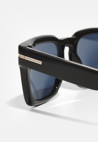 BOSS UNISEX - Sončna očala - black