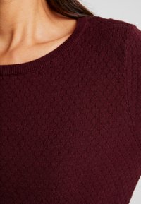 Vero Moda VMCARE STRUCTURE O-NECK GA NOOS - Camisola - port royale