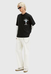 AllSaints Printtipaita - black