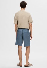 Selected Homme SLHREGULAR BILL FLEX - Shorts - bering sea