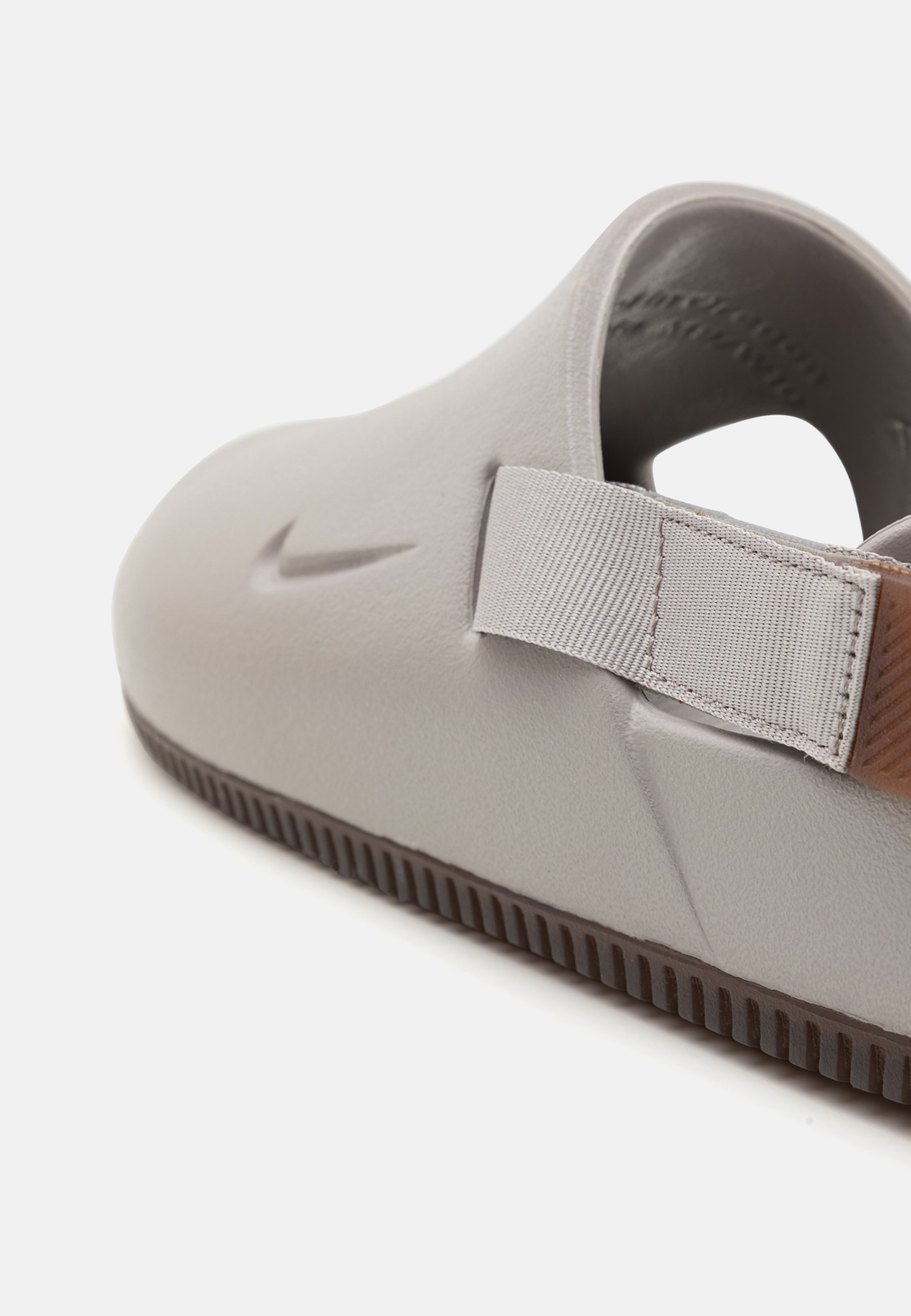 Nike Sportswear CALM MULE UNISEX - Mules - college grey/med brown