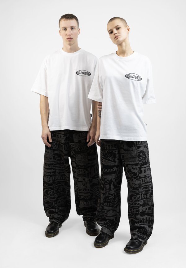 MIND CASPER UNISEX - Baggy Jeans3