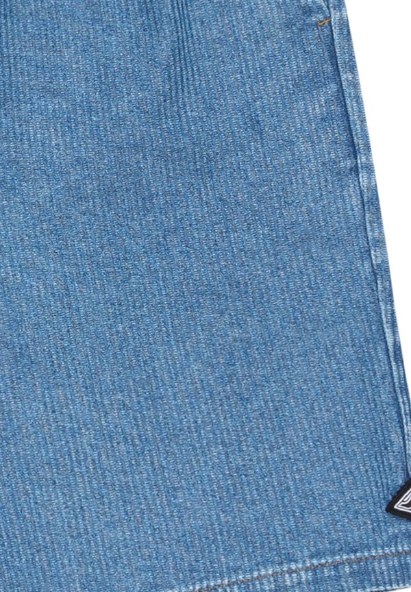 LARRY - MIT ELASTISCHEM BUND  - Denim shorts - ocs2