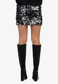 Superdry & Co SEQUIN DISC - Mini skirts  - silver black sequin