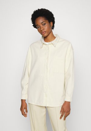 CARYS WHITTAKER OVERSIZED - Halflange jas - ecru