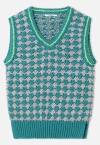 Ærmeløs strikket vest med diamantmønster i grønblå og grå, V-hals, ribbet kant og gulstribet afslutning ved halsudskæring og ærmegab.