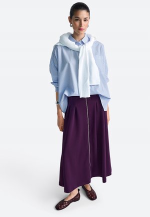 Pliceret nederdel /Nederdele med folder - luxe grape