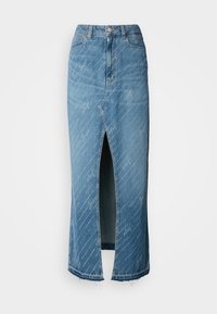 Blå denim midi kjol med framfick, subtilt diagonalt textmönster, knappstängning och rå kantdetalj.