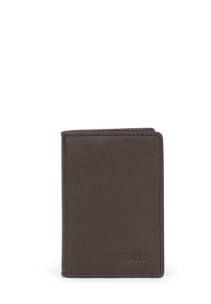 Portefeuille bifold en cuir marron foncé avec couture visible et nom de marque « FAGOLA » discrètement embossé en bas à droite sur le devant.