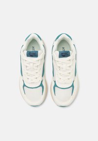 HI-TEC HTS74 SHADOW UNISEX  - Sportcipő - gardenia/brittany blue/sea storm