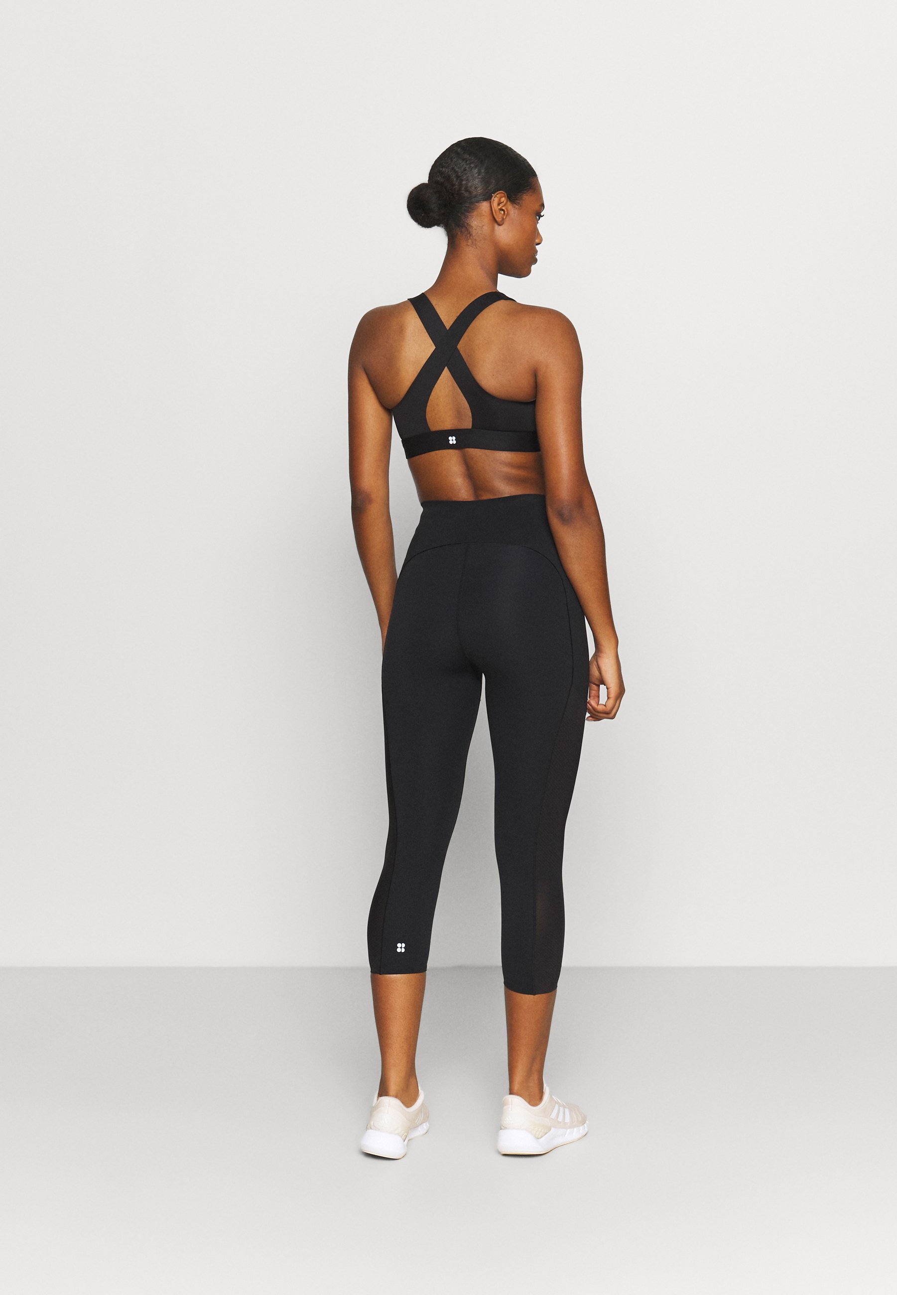 cropped exercise leggings