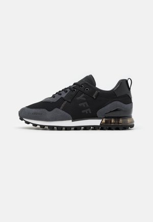 SUPERBIA - Matalavartiset tennarit - black/grey