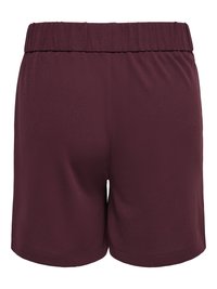 ONLY Carmakoma SHORTS NORMAL GESCHNITTEN SHORTS - Short - winetasting