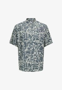 Wybrany, stormy weather