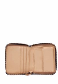 Portafoglio in pelle blu navy con interno color tan, dotato di sei slot per carte, chiusura con zip e un taschino aggiuntivo per monete o banconote.