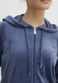 Oxmo MITTA SET - Treniņtērps - crown blue