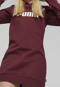 Puma Vestido informal - bordeaux