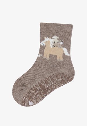 Braune Kindersocke mit rutschfester Sohle und einem Design mit einem weißen Hund, der auf einem beigefarbenen Pferd sitzt.