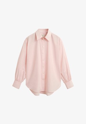Ljusrosa långärmad skjorta med en strukturerad krage, knappstängning och volangärmar. Tillverkad av ett slätt tyg med en avslappnad passform.