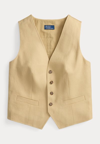 Μπεζ λινό γιλέκο με βαθύ V-λαιμόκοψη, πέντε καφέ κουμπιά στο μπροστινό μέρος και δύο μπροστινές τσέπες. Ομαλή υφή, εφαρμοστή γραμμή και ελαφρώς καμπυλωτό τελείωμα στο κάτω μέρος.