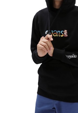 Sudadera negra con texto y gráficos bordados coloridos, cordones y puños. Tejido suave con un corte relajado y bolsillo delantero.