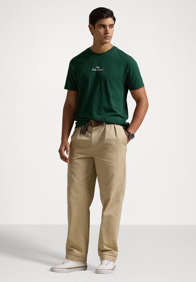 Polo Ralph Lauren SHORT SLEEVE UNISEX - Tricou cu imprimeu - vintage pine