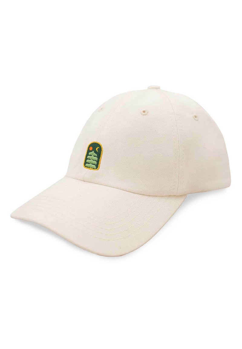 Jasno beżowa czapka bejsbolowa wykonana z bawełny z haftowanym zielono-pomarańczowym logo przedstawiającym drzewa i słońce. Wygięty daszek i otwory wentylacyjne.