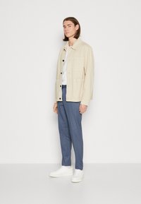 Lindbergh CLUB PANTS - Tygbyxor - dark blue