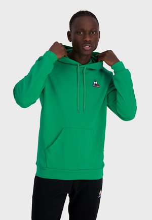 ESSENTIELS - Kapuzenpullover - green