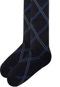 Calzini neri con un motivo a rombi blu, realizzati in materiale morbido ed elastico, dotati di punte rinforzate e un design classico.