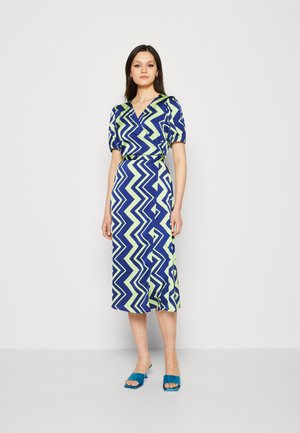 VILA VIHULA WRAP MIDI DRESS - Robe de jour - mazarine/jade lime