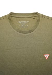Guess T-shirts basic - grün