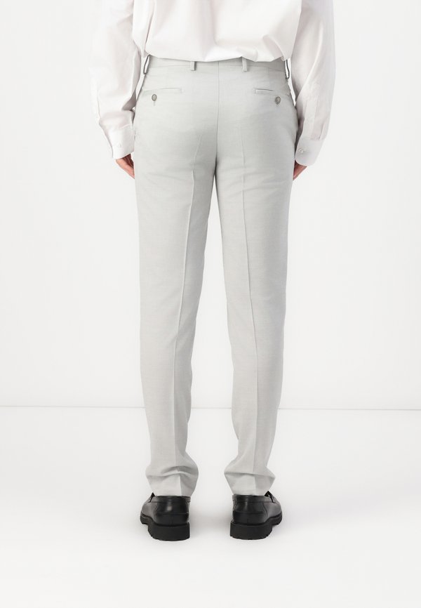 DRIVE - Suit - silver3